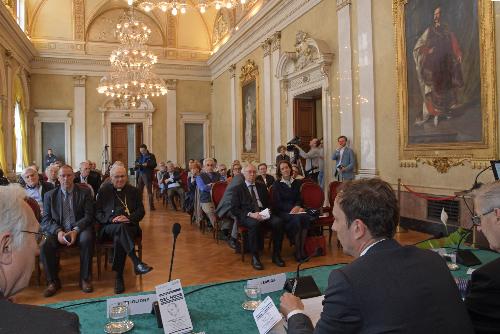Il governatore del Friuli Venezia Giulia, Massimiliano Fedriga, mentre interviene al convegno dedicato al filosofo Augusto Del Noce